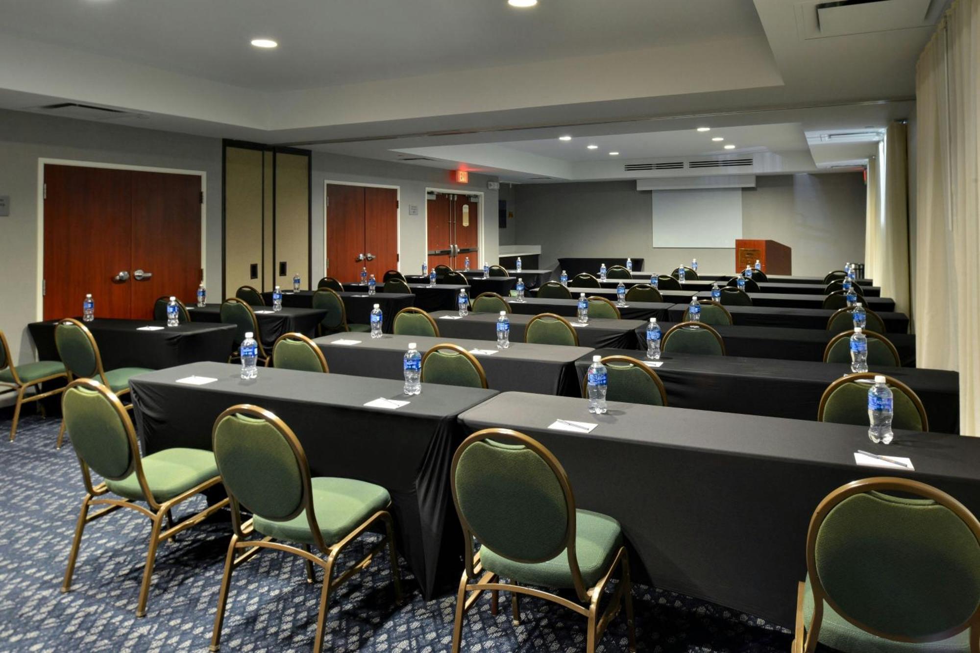Courtyard By Marriott Harrisburg Hershey Kültér fotó